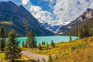 lakelouise-1600×1074